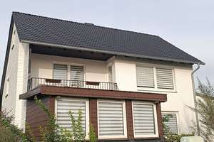 *** SALZHEMMENDORF *** großes freistehendes EFH mit Wintergarten, Pool und Beachbar 🏝️ - 2 Garagen – Wilhelm-Bonin-Str. 33, 31020 Salzhemmendorf – Vorschaubild 4