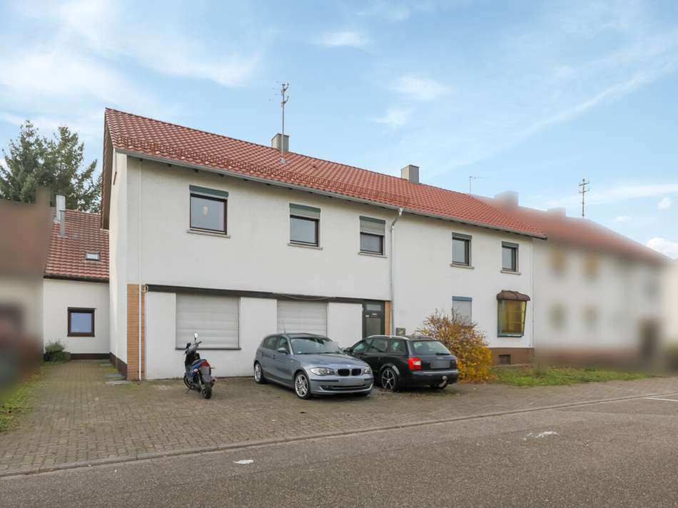 Straßenansicht