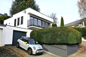Repräsentatives und energieeffizientes Einfamilienhaus in Remagen - Oberwinter – Die vollständige Adresse der Immobilie erhältst du vom Anbieter., 53424 Remagen – Vorschaubild 1