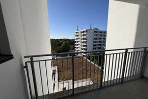 Frisch sanierte 2-Zimmerwohnung mit Balkon - 69035 – Servatiusstraße 69, 51109 Ostheim, Köln – Vorschaubild 2