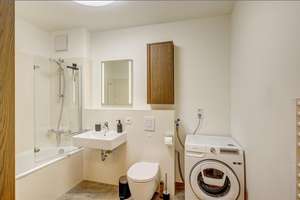 Möbliert: Moderne 3-Zimmer Wohnung mit Loggia und Balkon – Die vollständige Adresse der Immobilie erhältst du vom Anbieter., 80939 Obere Isarau, München – Vorschaubild 10
