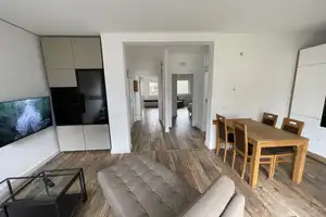 Möbliertes Wohnen auf Zeit in Schildow – 60m2-Doppelhaus-Bungalow mit Garten zur Alleinnutzung – Behrensstraße 45A, 16552 Oberhavel (Kreis) – Vorschaubild 1