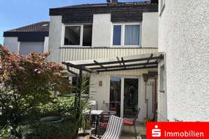 Reihenmittelhaus mit Einzelgarage in ruhiger Lage!