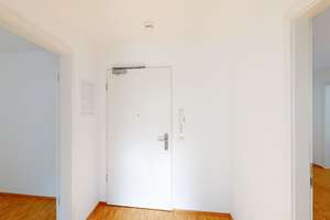 Attraktive 4 Zimmer Wohnung mit Balkon und separater Küche – Engasserbogen 36, 80639 Nymphenburg, München – Vorschaubild 7