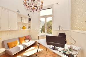 Spacious period apartment spanning two floors with a garden in the heart of Wiesbaden. – Die vollständige Adresse der Immobilie erhältst du vom Anbieter., 65189 Südost, Wiesbaden – Vorschaubild 9