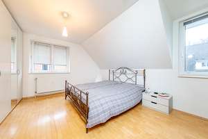 In 2. Reihe gelegen: Besondere Maisonette mit Balkon und Tiefgaragenstellplatz! – Die vollständige Adresse der Immobilie erhältst du vom Anbieter., 22559 Rissen, Hamburg – Vorschaubild 9