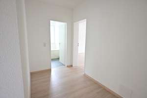 !AB SOFORT ERSTBEZUG NACH RENOVIERUNG! Moderne 2-Zimmer WHG in zentraler Lage!! – Nordring 64, 44787 Gleisdreieck, Bochum – Vorschaubild 5