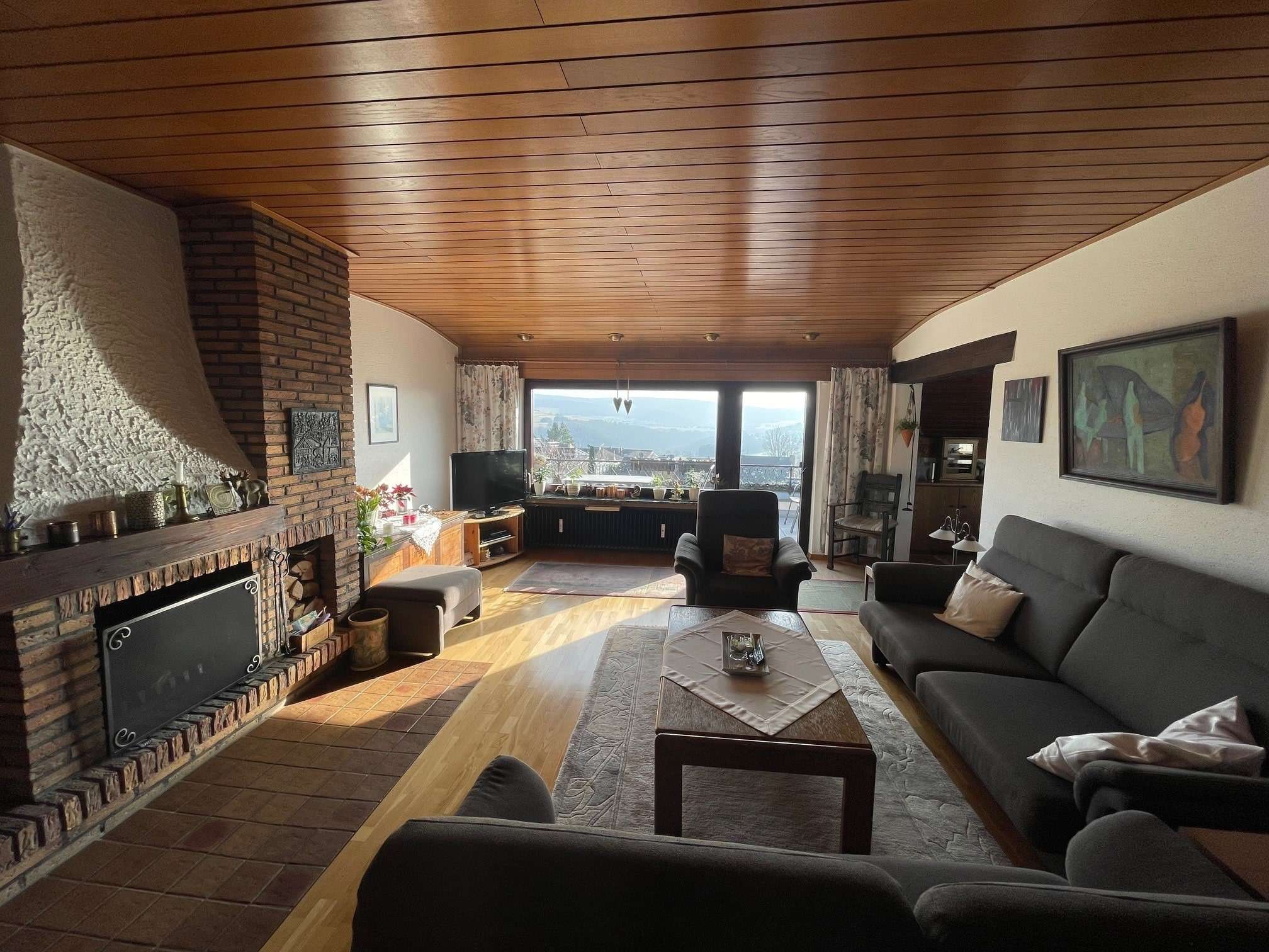 Immobilie in Gusterath - großzügige 4-Zimmer Dachgeschosswohnung mit unverbaubarem Fernblick, Balkon und Stellplatz  - Bild 4