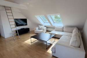 Stilvolle Dachgeschosswohnung mit Balkon und Blick über München – Konstanzer Straße 36, 80809 Am Riesenfeld, München – Vorschaubild 9