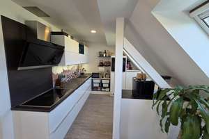 Provisionsfrei: Exklusive, lichtdurchflutete 3½ Zimmer Dachgeschosswohnung mit Ausbaureserve – Tangermünder Weg 18, 13583 Falkenhagener Feld, Berlin – Vorschaubild 8