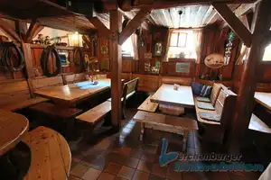 *** Tolles Wohnhaus mit vielseitig nutzbarer Gaststube in Höhenlage Nähe Langfurth/Schöllnach *** – Deggendorf (Kreis) – Vorschaubild 9