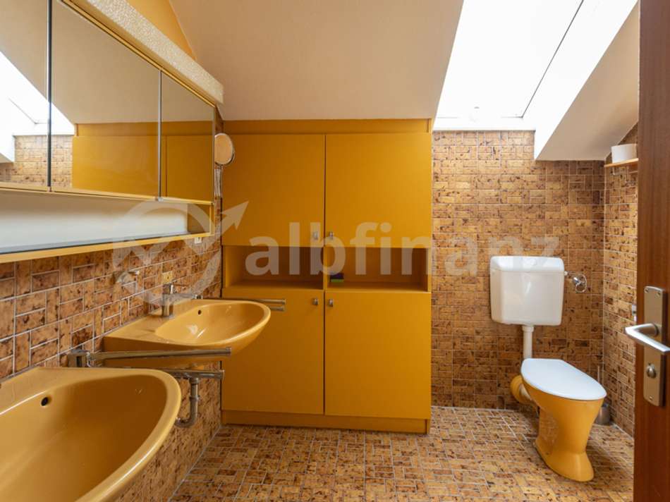 Duschbad im Dachgeschoss
