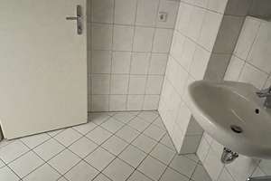 3. OG/ großes Wohnzimmer + Balkon / Stellplatz mögl. ! – Palmstraße 8, 9130 Sonnenberg, Chemnitz – Vorschaubild 21