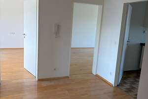 3-Zimmer-Wohnung von Privat  in der Heilbronner Kernstadt, Nähe Neckar / Wertwiesenpark – Schöttlestraße 46, 74074 Heilbronn, Heilbronn – Vorschaubild 3