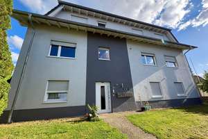 Möblierte 4-Zimmerwohnung mit Garten und Garage in Gelnhausen-Höchst!