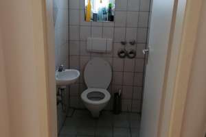 Gepflegte 2 Zimmer-Wohnung mit Stellplatz in Stuttgart-Bad Cannstatt – Die vollständige Adresse der Immobilie erhältst du vom Anbieter., 70374 Schmidener Vorstadt, Stuttgart – Vorschaubild 9