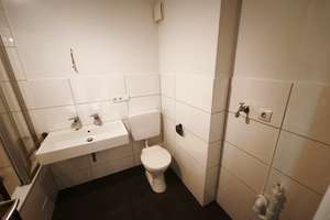ruhige helle kopfortable  Wohnung 1. Etage großer Balkon – Zanderstraße 42, 53177 Pennenfeld, Bonn – Vorschaubild 32