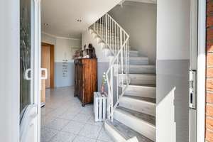 Guter Grundriss, viel Platz und naturnah: Dieses Einfamilienhaus ist Wohnen im Norden pur. – Die vollständige Adresse der Immobilie erhältst du vom Anbieter., 25855 Haselund – Vorschaubild 20