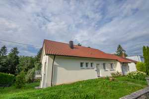 Sonniges, gepflegtes Einfamilienhaus in ruhiger, zentrumsnaher Lage von Balingen! – Zollernalbkreis – Vorschaubild 2