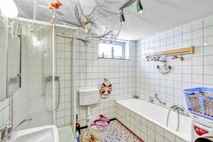 Gepflegter Bungalow mit Westterrasse in ruhiger Lage von Pyrbaum – zeitnah bezugsfrei! – Die vollständige Adresse der Immobilie erhältst du vom Anbieter., 90602 Pyrbaum – Vorschaubild 19