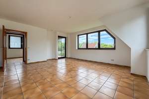 Düsseldorf Benrath: 2-Zimmer Maisonette Wohnung mit Nord-West-Balkon! – Die vollständige Adresse der Immobilie erhältst du vom Anbieter., 40597 Benrath, Düsseldorf – Vorschaubild 2