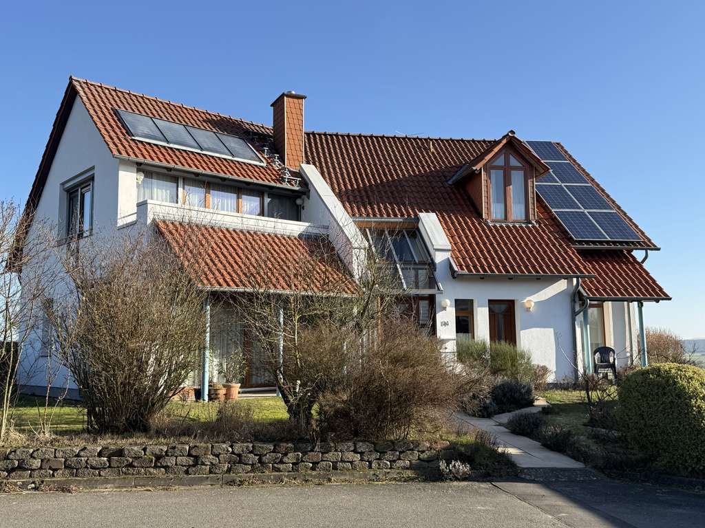 Immobilie in Gleichen - Frei! Wunderschönes Architektenhaus mit Pool in ruhiger Lage - Bild 0