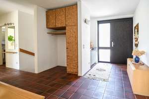 Bungalow in Süd-West-Ausrichtung, Vier-Zimmer, Garten und viel Privatsphäre in ruhiger Lage. Garage. – Die vollständige Adresse der Immobilie erhältst du vom Anbieter., 42719 Wald, Solingen – Vorschaubild 6