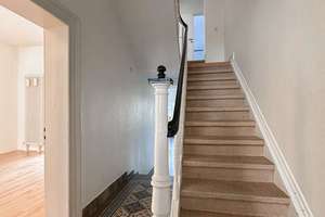 Stilvolles Altbau-Stadthaus mit Garten – Familienidylle und Charme vereint – Die vollständige Adresse der Immobilie erhältst du vom Anbieter., 50823 Neuehrenfeld, Köln – Vorschaubild 3