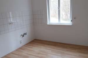 für Studenten / Single geeignet: Einzimmerwohnung in Langwasser zu vermieten! – Trebnitzer Str. 32, 90473 Langwasser Südwest, Nürnberg – Vorschaubild 2