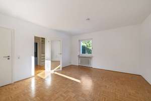 Familiär und vielseitig: Großzügige Villa mit viel Privatsphäre, Garten und Pool – Die vollständige Adresse der Immobilie erhältst du vom Anbieter., 81827 Waldtrudering, München – Vorschaubild 7