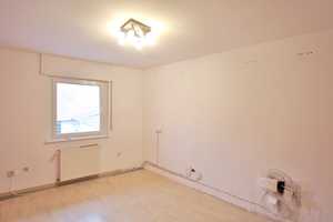 Ideal für Pferdeliebhaber - Haus mit zwei Wohnungen, Pferdeboxen und einem großen Grundstück – Karlsruhe (Kreis) – Vorschaubild 9