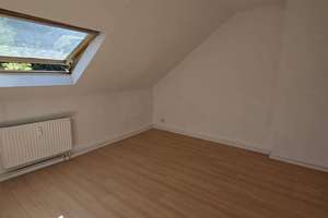 Wohnen mit Charakter – Helle 3,5-Zimmer-Dachgeschosswohnung in Gelsenkirchen – Die vollständige Adresse der Immobilie erhältst du vom Anbieter., 45889 Bismarck, Gelsenkirchen – Vorschaubild 5