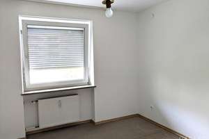 Gepflegte und ruhige 3 Zimmer-Wohnung in Augsburg - zur Eigennutzung oder als Kapitalanlage! – Die vollständige Adresse der Immobilie erhältst du vom Anbieter., 86161 Lechhausen-West, Augsburg – Vorschaubild 4
