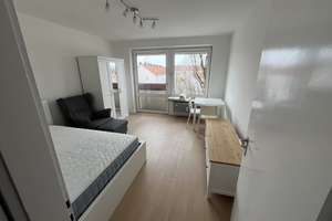 Frisch sanierte und komplett möblierte 1-Zi Wohnung – Die vollständige Adresse der Immobilie erhältst du vom Anbieter., 80992 Moosach-Bahnhof, München – Vorschaubild 1