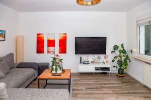 Möblierte 2-Zimmer Wohnung in Düsseldorf-Unterrath – modernisiert!