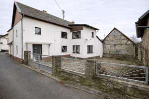 Gemütliches Einfamilienhaus & Nebengebäude mit Entwicklungspotenzial in ruhiger Feldrandlage – Die vollständige Adresse der Immobilie erhältst du vom Anbieter., 56651 Oberdürenbach – Vorschaubild 2