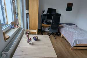 Dachterrasse, PKW-Stellplatz, kleine EBK  - modernes 1-Zimmerapartment mit toller Ausstattung! – 7745 Jena-Süd, Jena – Vorschaubild 4