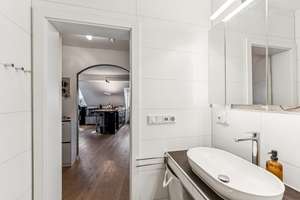 Charmante 2-Zimmer-Maisonettewohnung mit Altbauflair und ruhiger Lage in der Maxvorstadt – Die vollständige Adresse der Immobilie erhältst du vom Anbieter., 80335 St. Benno, München – Vorschaubild 10