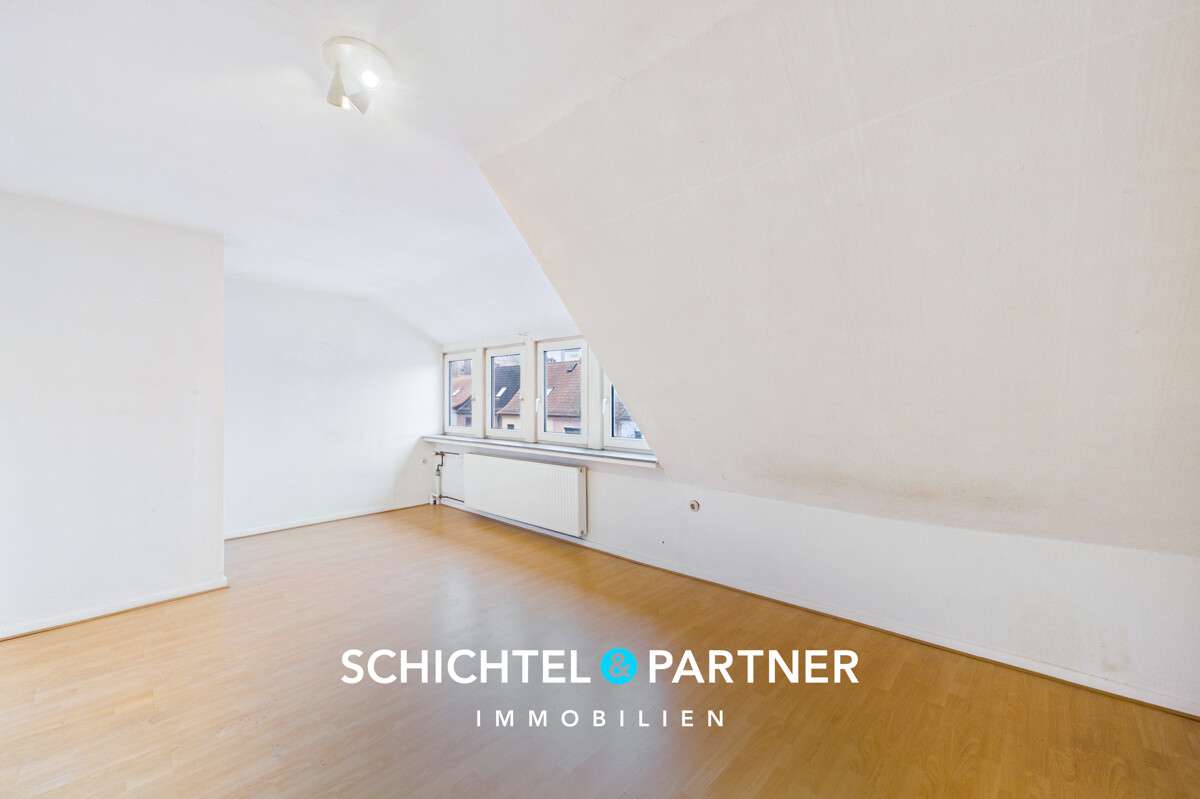 Hastedt | Bezugsfrei: Eigentumswohnung mit Ausbaupotenzial und Stellplatz, Bremen – Bild 3