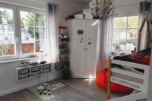 KfW70-Stadtvilla, Wärmepumpe, Photovoltaik, 5 Zi., 2 Bäder, Garage, Whirlpool -Familienparadies
 – Die vollständige Adresse der Immobilie erhältst du vom Anbieter., 14089 Kladow, Berlin – Vorschaubild 24
