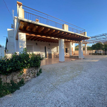 Mediterrane Villa mit Pool in Moratalla Natur, Privatsphäre und Authentizität