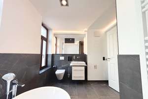 Erstbezug mit Lift! + Balkon + Parkett + Fußbodenheizung + Wanne & Dusche + LED-Licht – 4177 Lindenau, Leipzig – Vorschaubild 2
