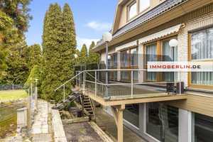 IMMOBERLIN.DE - Hochwertiges Einfamilienhaus mit 2 Einliegerwohnungen & Indoorpool in Topzustand & b – Teltow-Fläming (Kreis) – Vorschaubild 3