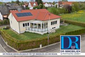 Einfamilienhaus auf Eckgrundstück mit schönem Wintergarten – Neuburg-Schrobenhausen (Kreis) – Vorschaubild 1