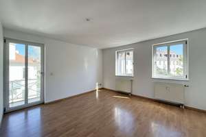 Ideal für Eigennutzer: 2-Zimmer mit Balkon zentral in der inneren Neustadt – Glacisstr. 11, 1099 Innere Neustadt, Dresden – Vorschaubild 2