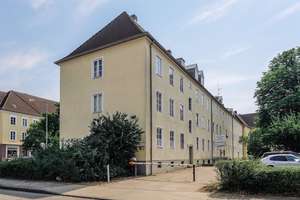 Wohnung mit großer Terrasse in der Stadtmitte // 1.OG. Links – Schillerstr. 45, 38440 Stadtmitte (Ortsteil), Wolfsburg – Vorschaubild 3
