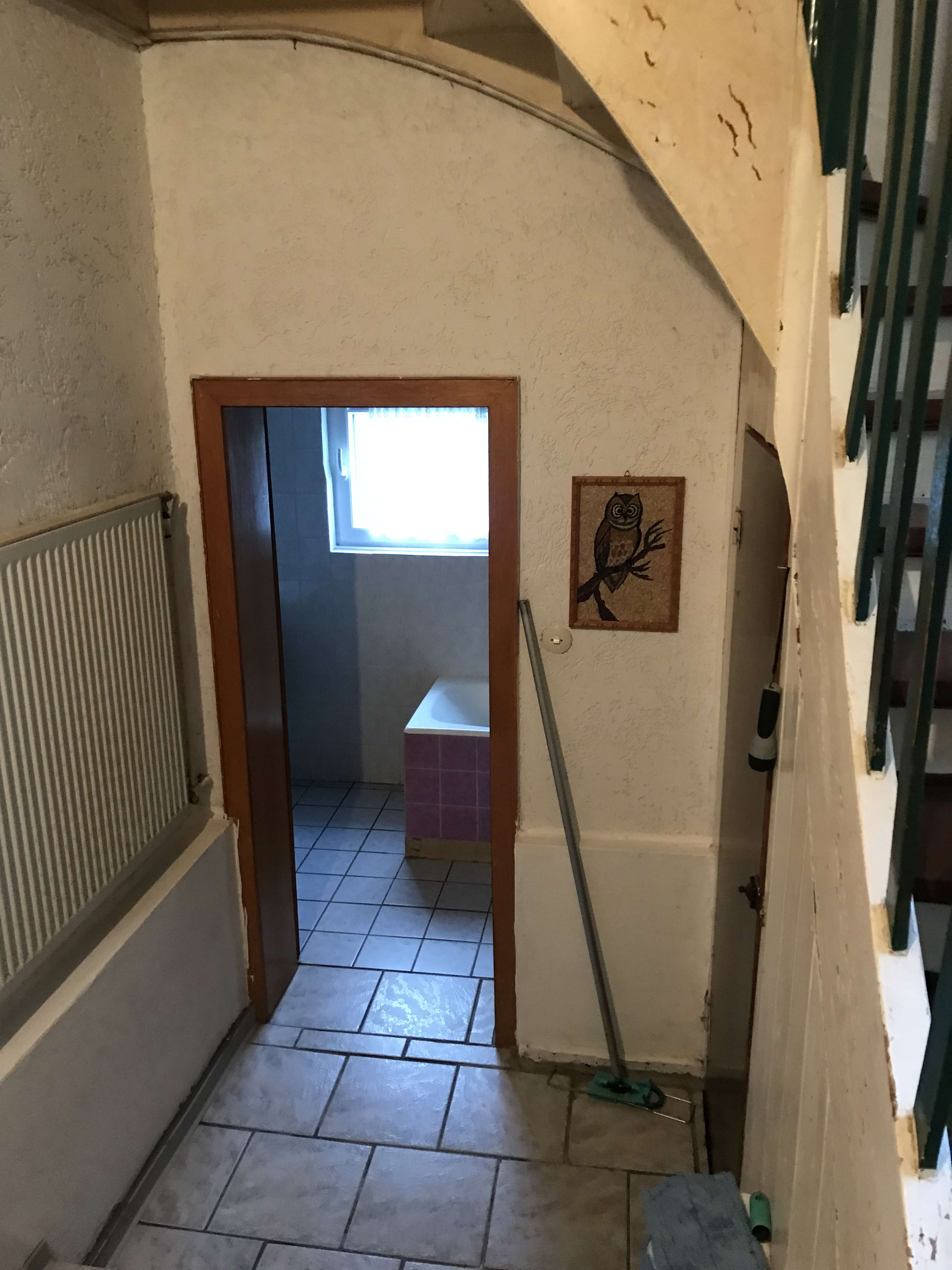 Immobilie in Linz am Rhein - KLEINES EINFAMILIENHAUS MIT GROẞEM GRUNDSTÜCK UND BACHLAUF - Bild 4