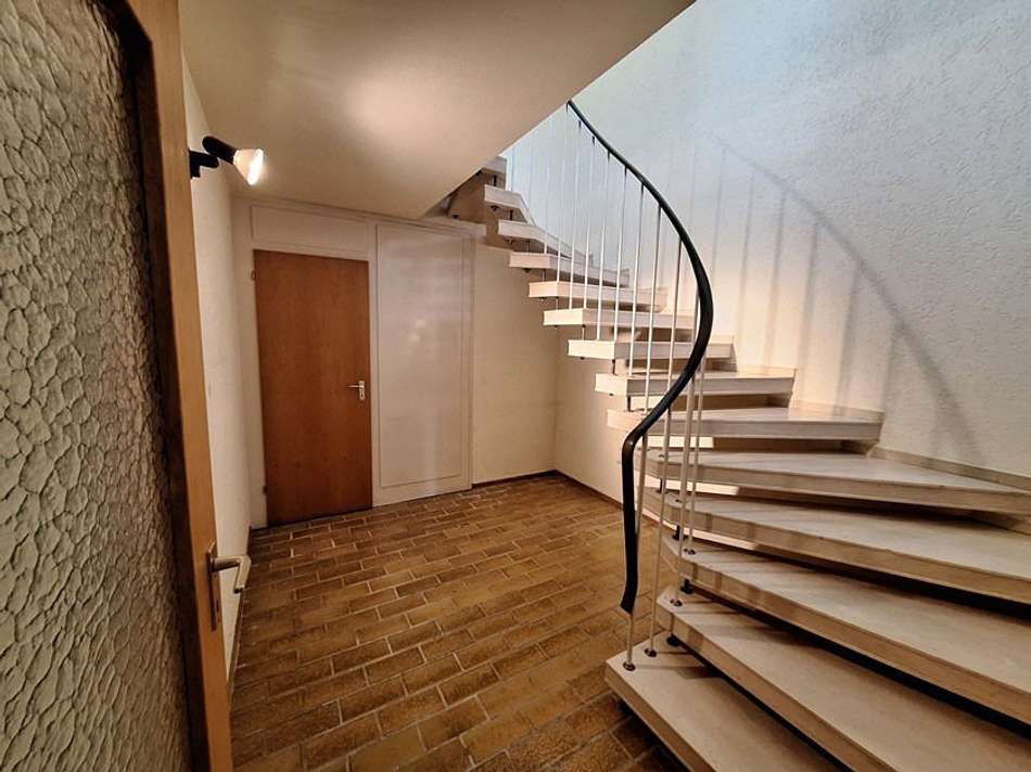Treppe ins Erdgeschoss