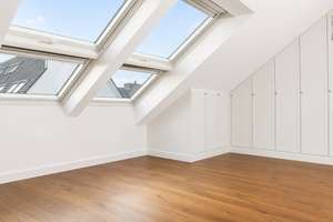 Schönes Düsseldorf. Exklusive Maisonette mit Dachterrasse, großartigem Blick & moderner Ausstattung – Die vollständige Adresse der Immobilie erhältst du vom Anbieter., 40545 Oberkassel, Düsseldorf – Vorschaubild 17