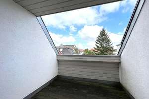 Traumhafte Dachgeschoss Wohnung mit Balkon und Stellplatz – Wiederitzscher Straße 22, 4155 Gohlis-Süd, Leipzig – Vorschaubild 3